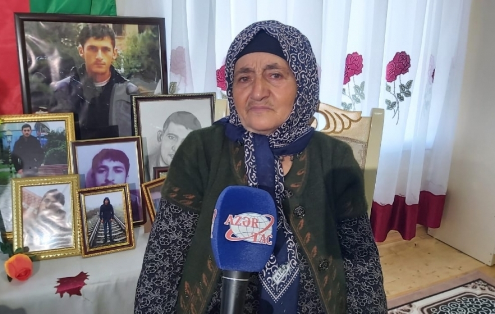 Şəhid anası: Dörd oğlumun hamısını Vətən uğrunda döyüşə göndərməyə hazır idim VİDEO