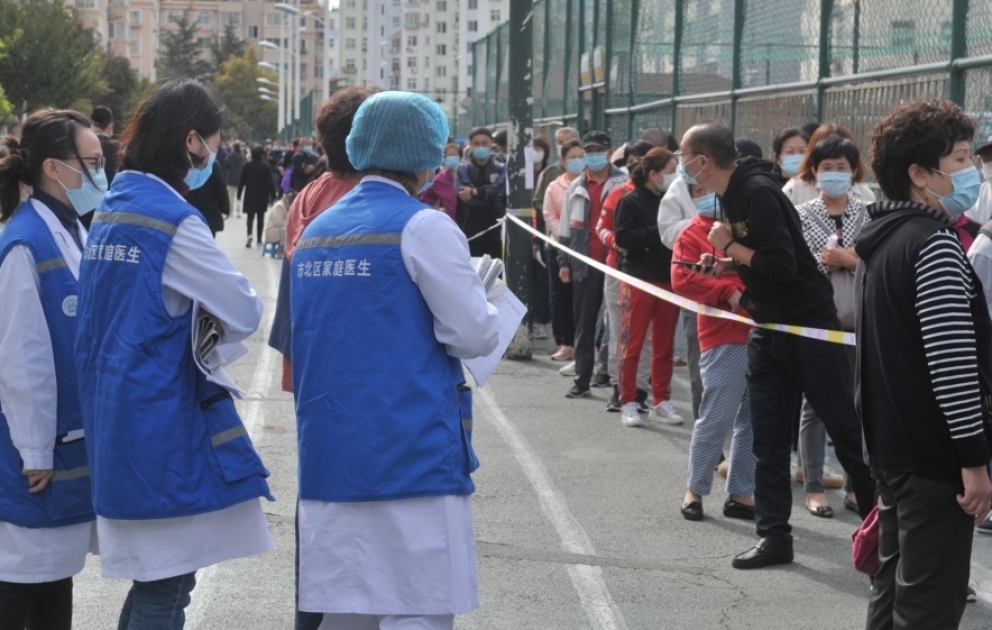 Baş epidemioloq: Çin pandemiyanın hazırkı dalğasını bir aya nəzarət altına ala biləcək VİDEO