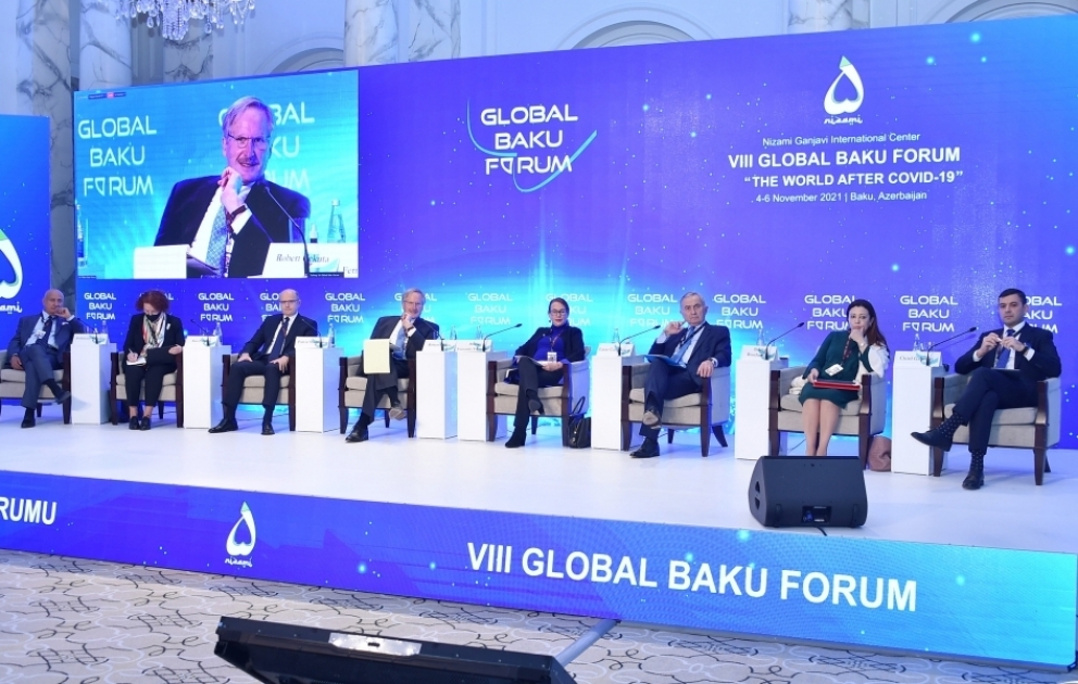 VIII Bakı Qlobal Forumu çərçivəsində qlobal iqlim dəyişiklikləri ilə mübarizəyə dair müzakirələr aparılıb VİDEO