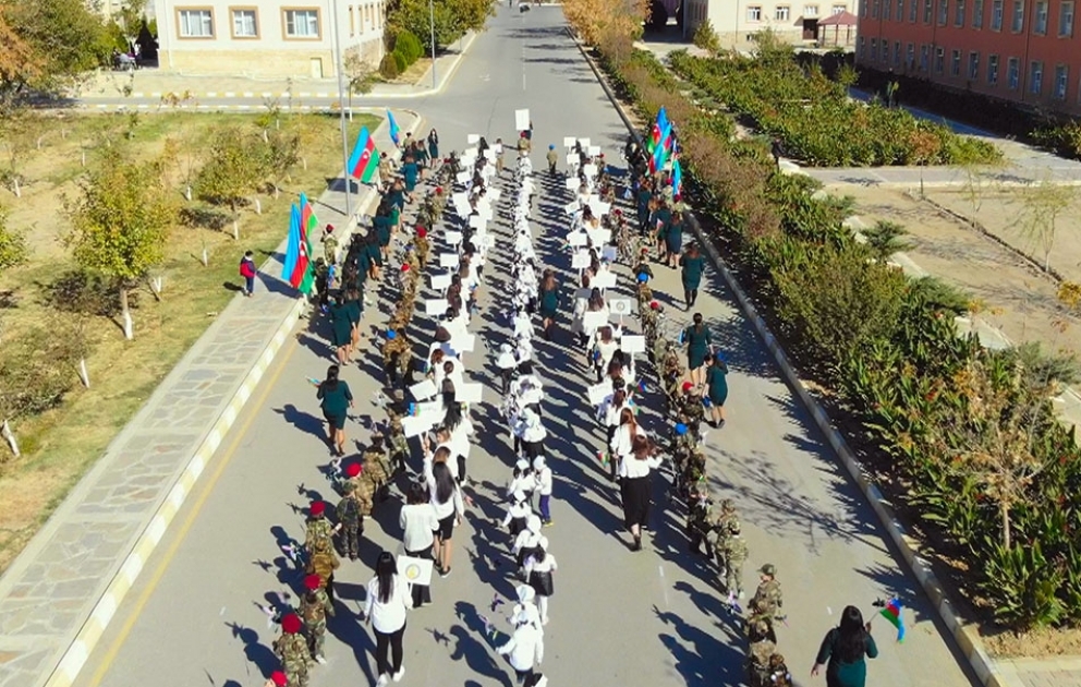 Naxçıvan Qarnizonu Qoşunlarında keçirilən “Zəfər yolumuz” adlı silsilə tədbirlər davam edir VİDEO