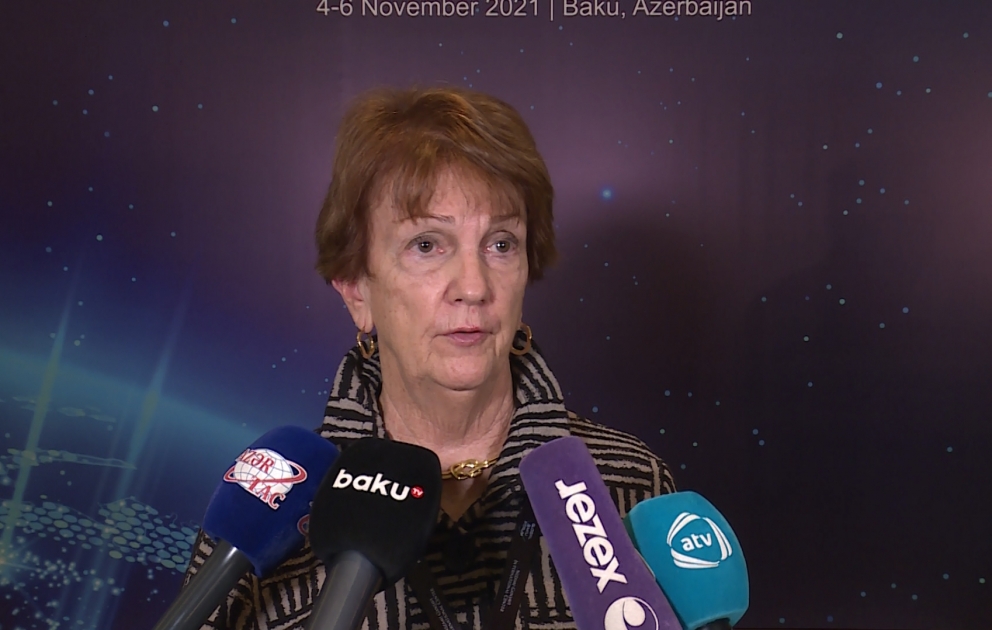 Suzan Elliott: Qlobal Bakı Forumunun panel müzakirələri çox səmərəli, məhsuldar oldu VİDEO