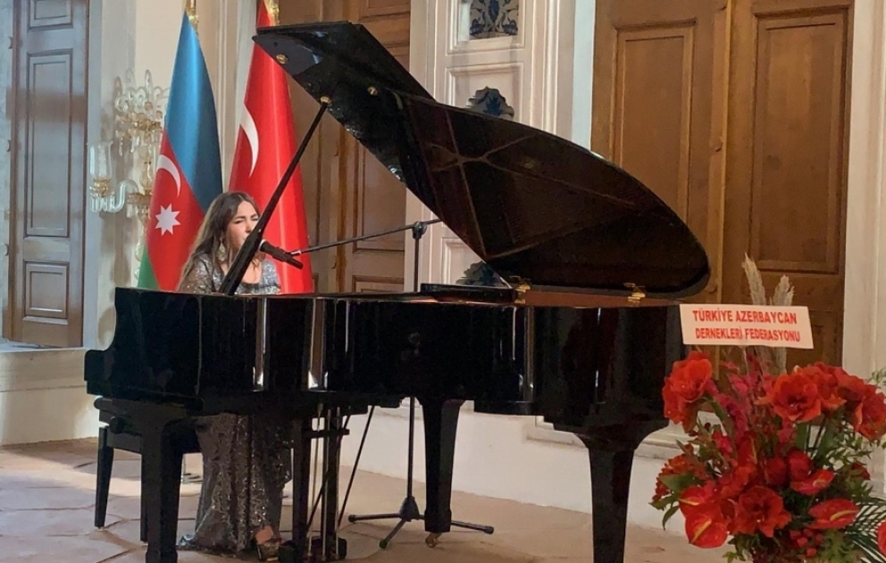 İstanbulda şanlı Qələbəmizə həsr olunan Zəfər Günü Piano Festivalı keçirilib VİDEO
