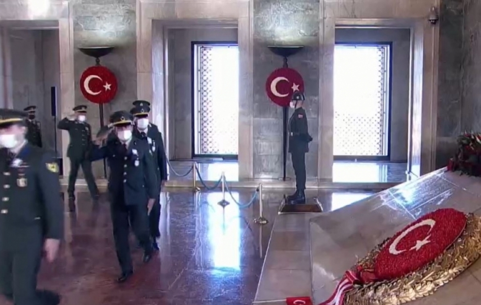 Türkiyə xalqı Mustafa Kamal Atatürkün əziz xatirəsini yad edir VİDEO