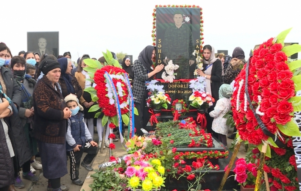“Dedim, oğul, sən getməsən, mən getməsəm, o getməsə, bəs bizim torpaqları kim azad edəcək?” – şəhid atası VİDEO