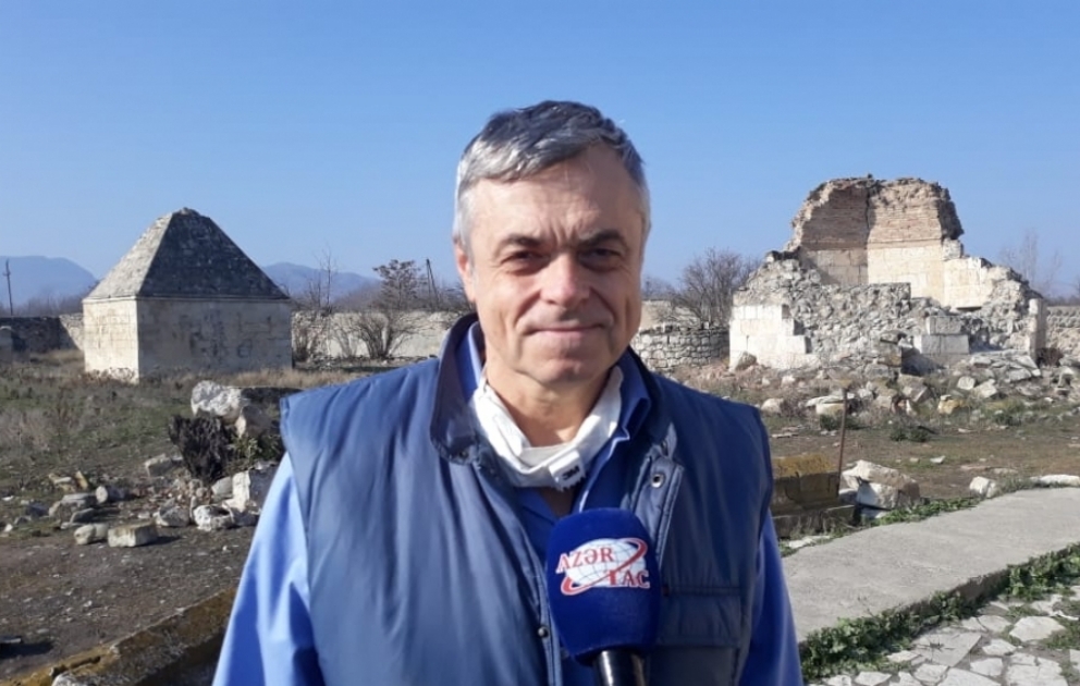 Sergey Strokin: Məqsədimiz gördüklərimizi, “danışan daşlar”ın ağrısını ictimaiyyətə olduğu kimi çatdırmaqdır VİDEO