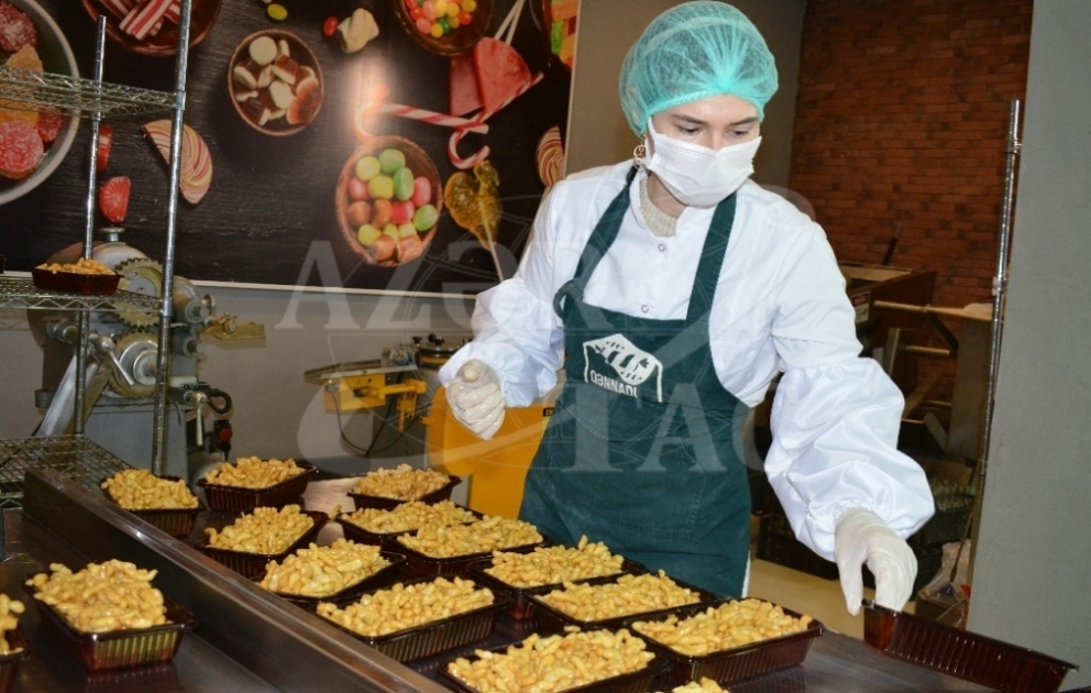 Tatar mətbəxinin incisi sayılan çak-çak şirniyyatı necə hazırlanır?  FOTO VİDEO