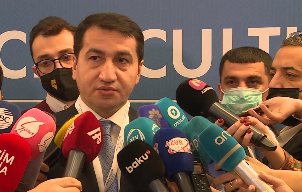 Hikmət Hacıyev: Otuz ilə yaxın danışıqlar prosesində Azərbaycana təqdim olunan sülh ədalətli sülh deyildi VİDEO
