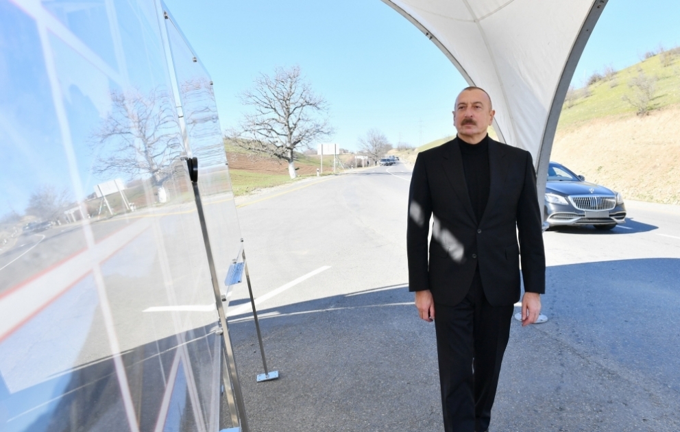 Le président Ilham Aliyev inaugure la route Gouba-Gonagkend VIDEO