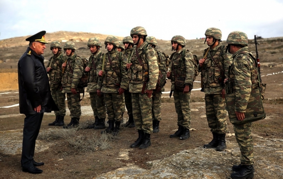 Azərbaycan Ordusunun Baş Qərargah rəisi Ali Hərbi Məktəbin şəxsi heyəti ilə görüşüb VİDEO