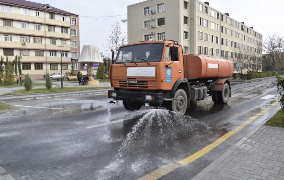 Yevlaxda ümumşəhər iməciliyi: Təmiz şəhərdə Yeni ili qarşılayaq VİDEO