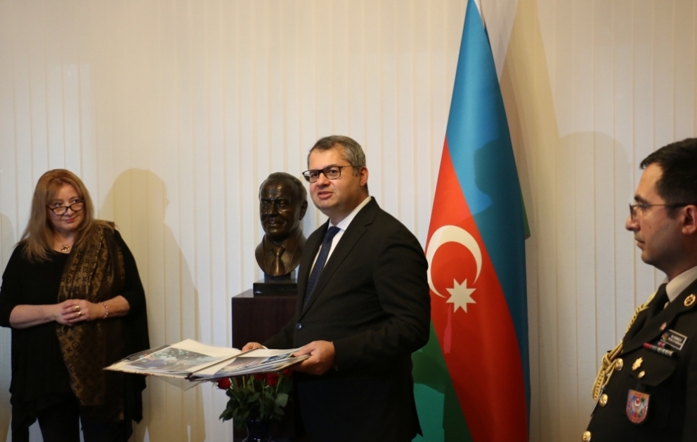 La mémoire du leader national Heydar Aliyev commémorée à Washington VIDEO