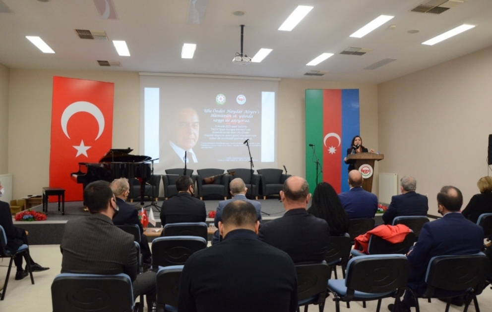 Ümummilli lider Heydər Əliyevin əziz xatirəsi Ankara şəhərində də ehtiramla yad edilib VİDEO