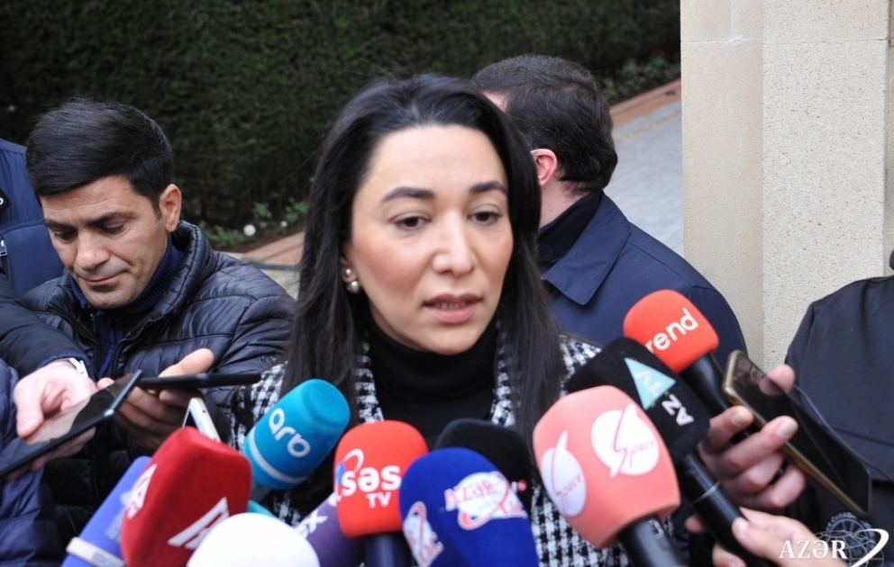 Səbinə Əliyeva: Əsrlər keçsə də, biz Ulu Öndərin qarşısında hər zaman baş əyəcəyik VİDEO