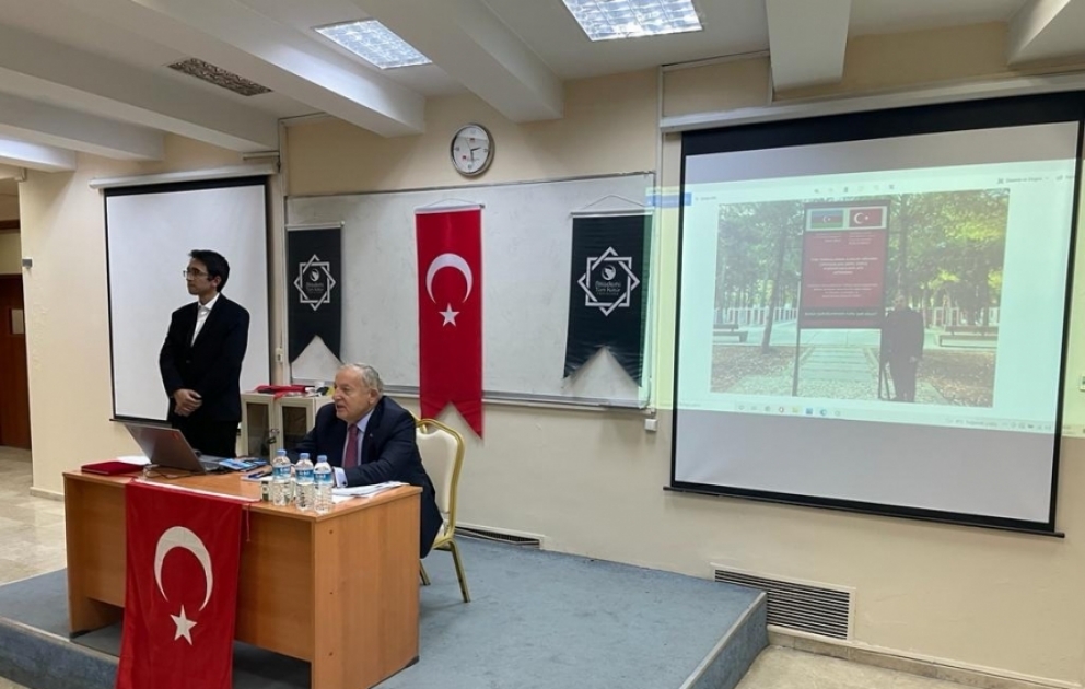 Hulusi Kılıç Ankarada tələbələr qarşısında Türkiyə-Azərbaycan əlaqələri və Qarabağ müharibəsi mövzusunda çıxış edib VİDEO