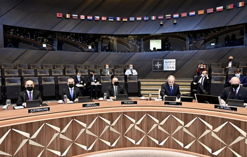 Le président Ilham Aliyev a participé à une réunion du Conseil de l’Atlantique Nord VIDEO