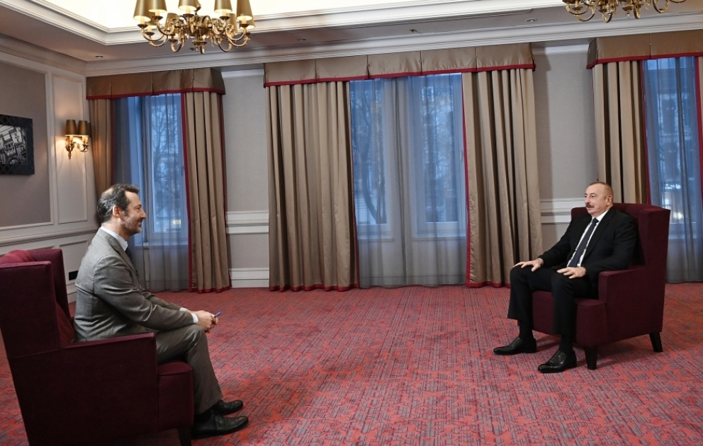 Präsident Ilham Aliyev gibt Interview für italienische Zeitung Il Sole 24 Ore VIDEO