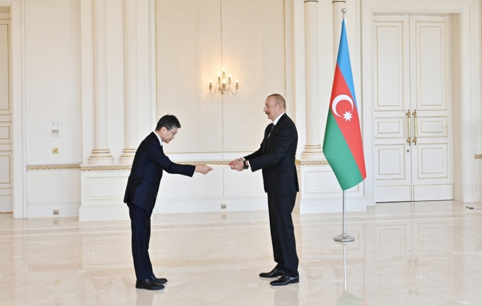 Le président Ilham Aliyev reçoit les lettres de créance du nouvel ambassadeur de la République de Corée Azerbaïdjan VIDEO