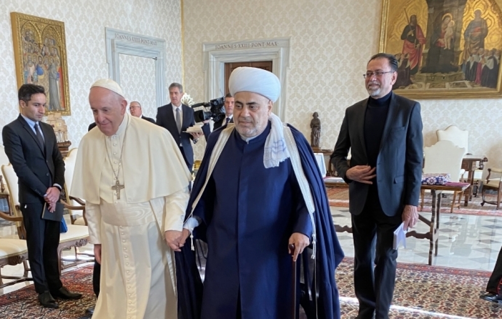 Le cheikh-ul-Islam Allahchukur Pachazadé rencontre le pape François au Vatican VIDEO