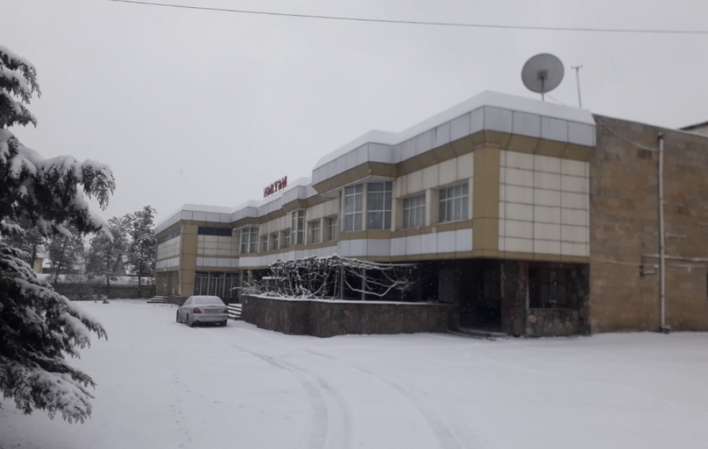 Qusarda restoran sahibi 8 gün inzibati qaydada həbs olunub VİDEO