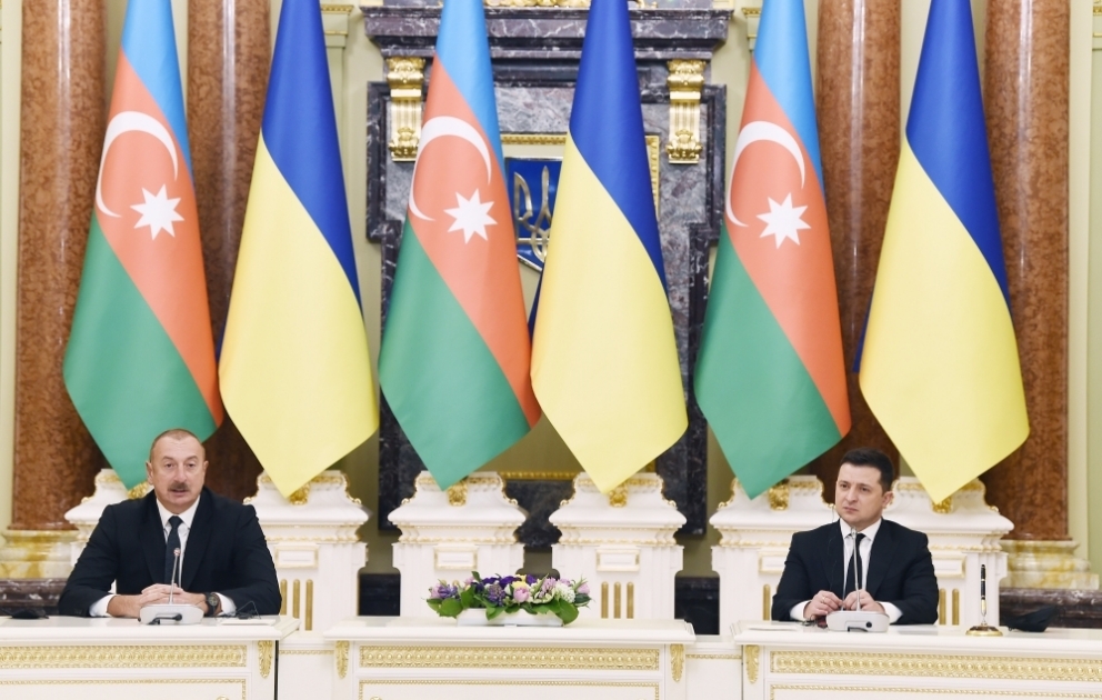 Azərbaycan və Ukrayna prezidentləri mətbuata bəyanatlarla çıxış ediblər YENİLƏNİB VİDEO