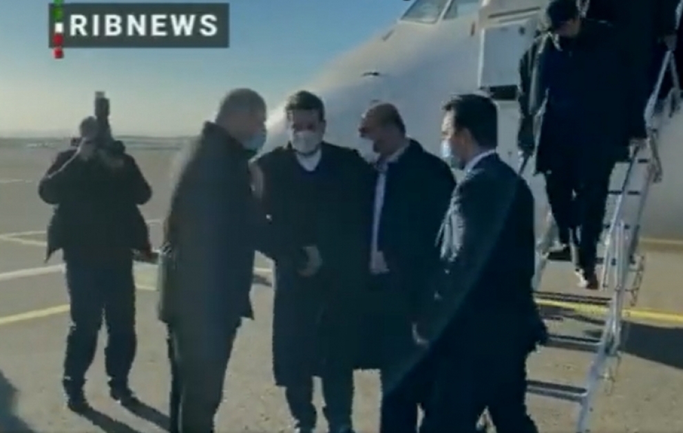 Iran’s roads and urban development minister arrives in Azerbaijan VIDEO