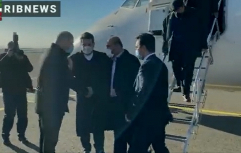 Iranischer Minister für Straßen- und Stadtentwicklung zu Besuch in Aserbaidschan VIDEO