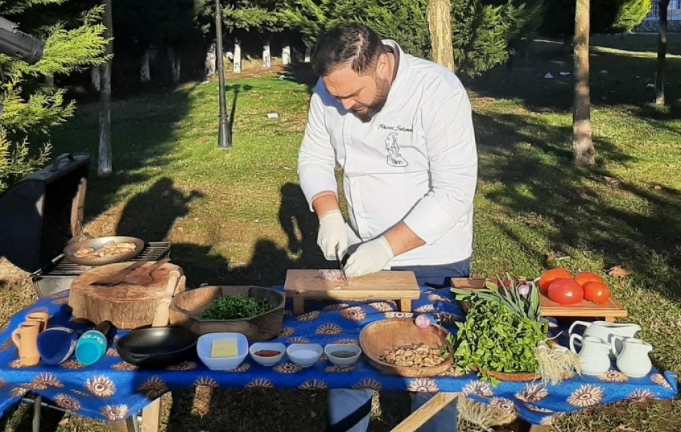 Lənkəran mətbəxinin unudulmaqda olan yeməklərindən biri - Murquturş VİDEO