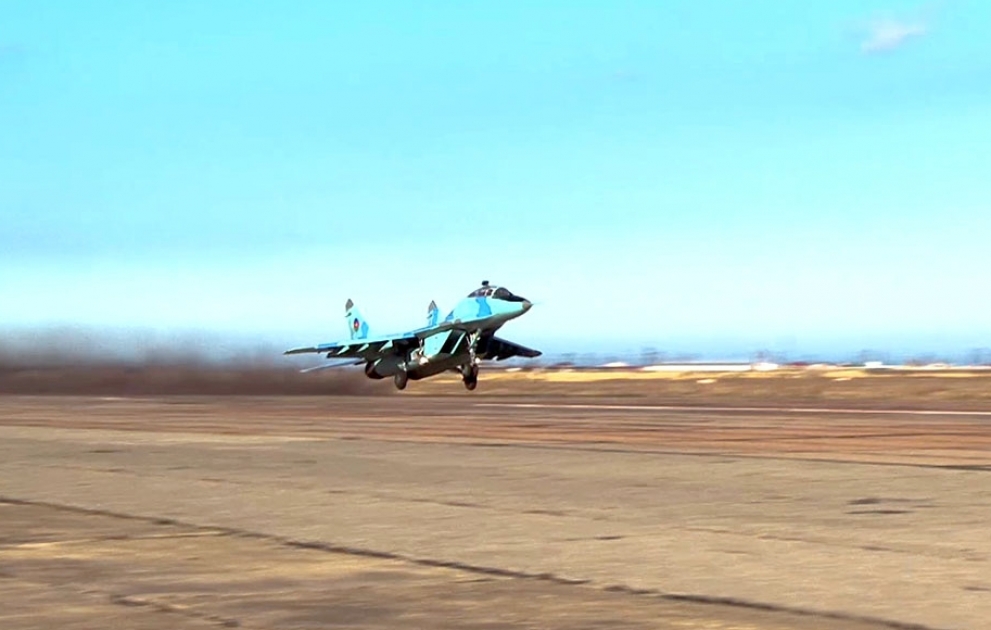 Azerbaijan Air Forces conduct exercises VIDEO
