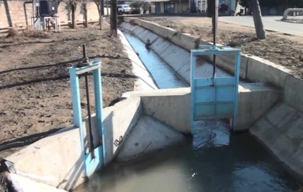 Biləsuvarda suvarma kanalı beton üzlüyə alınıb VİDEO