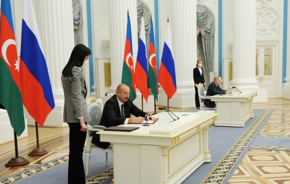 In Moskau unterzeichnet man Erklärung über “Alliierte Interaktion zwischen der Republik Aserbaidschan und der Russischen Föderation“ VIDEO