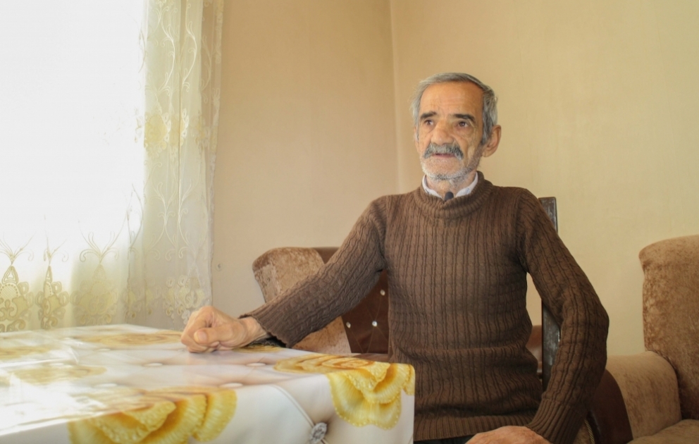 Dörd yaşlı oğlumu da döymüşdülər... – Xocalı faciəsinin şahidi əsirlikdə baş verənlərdən danışdı VİDEO