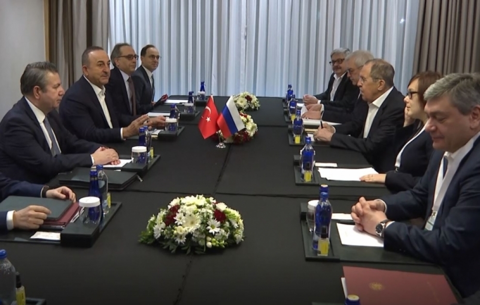 Türkiyə xarici işlər naziri Antalyada rusiyalı həmkarı ilə görüşüb VİDEO
