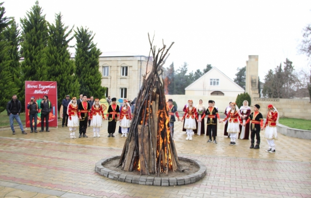 Xaçmazlılara “Zəfər ətirli Novruzum” adlı bayram tədbiri təqdim olunub VİDEO