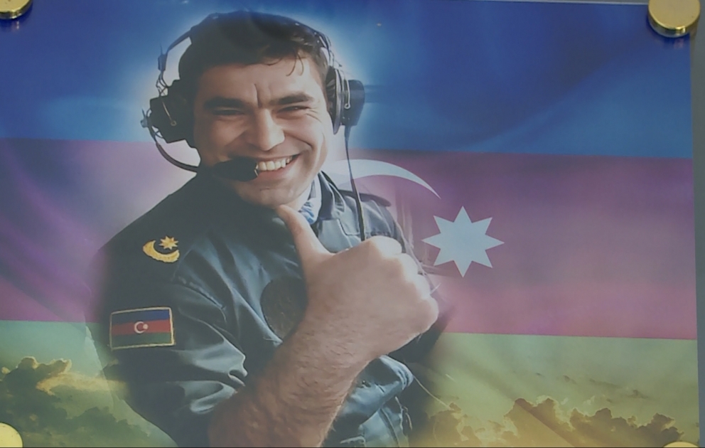 Rəssam olmaq arzusunu hərbçi peşəsinə dəyişən şəhid mayor VİDEO
