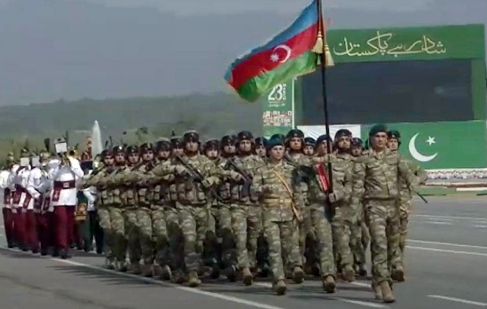 Azərbaycan hərbçiləri Pakistan Günü münasibətilə keçirilən hərbi paradda iştirak ediblər VİDEO