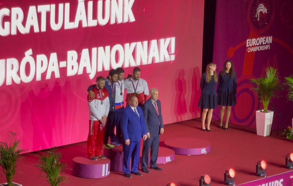 Azerbaijani freestyle wrestlers claim 4 medals at European Championships in Budapest VIDEO