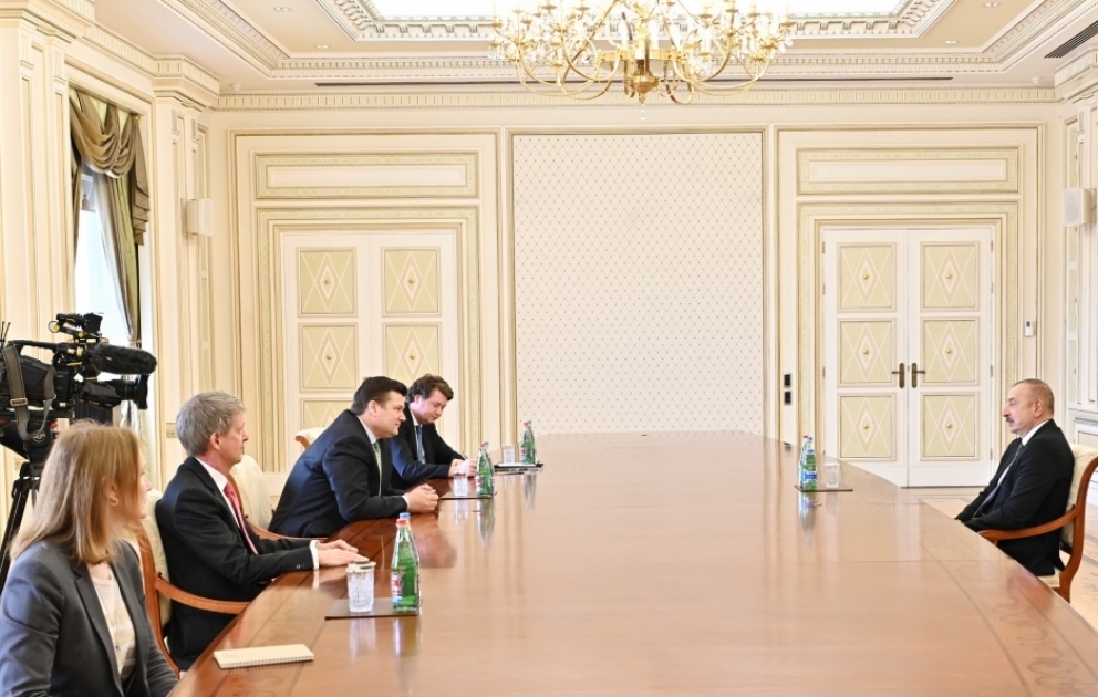 Le président azerbaïdjanais rencontre le secrétaire d'État britannique aux forces armées VIDEO