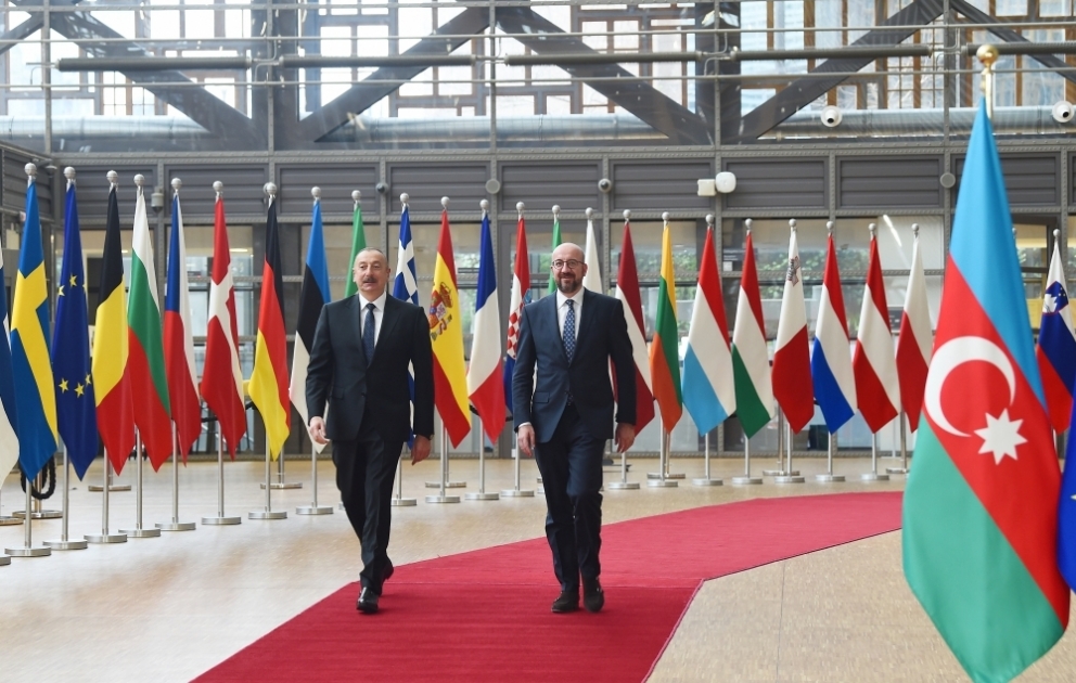 Le président Ilham Aliyev et le président du Conseil européen Charles Michel se sont entretenus en tête-à-tête à Bruxelles VIDEO