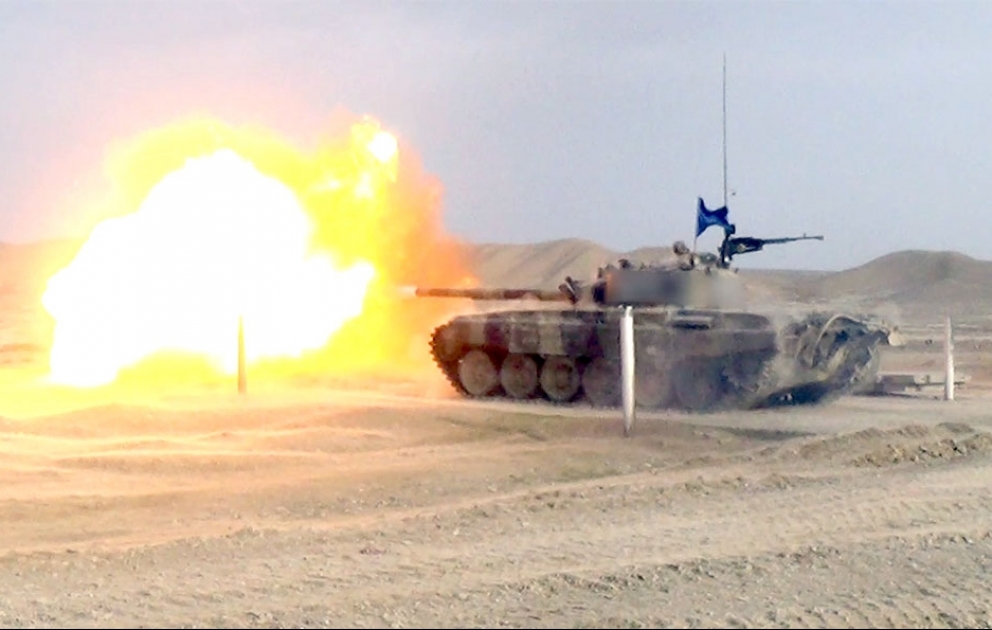 “Ən yaxşı tank heyəti” adı uğrunda yarışlar keçirilir VİDEO