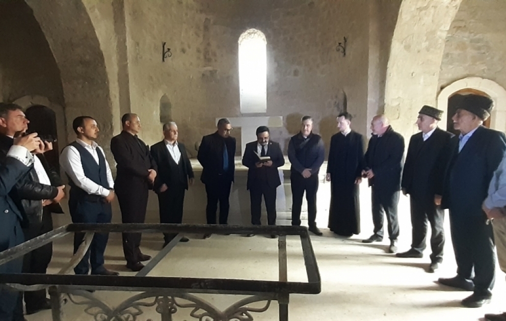 Xristian dini icmalarının üzvləri Xocavəndin Hünərli və Tuğ kəndlərində ayin icra ediblər VİDEO