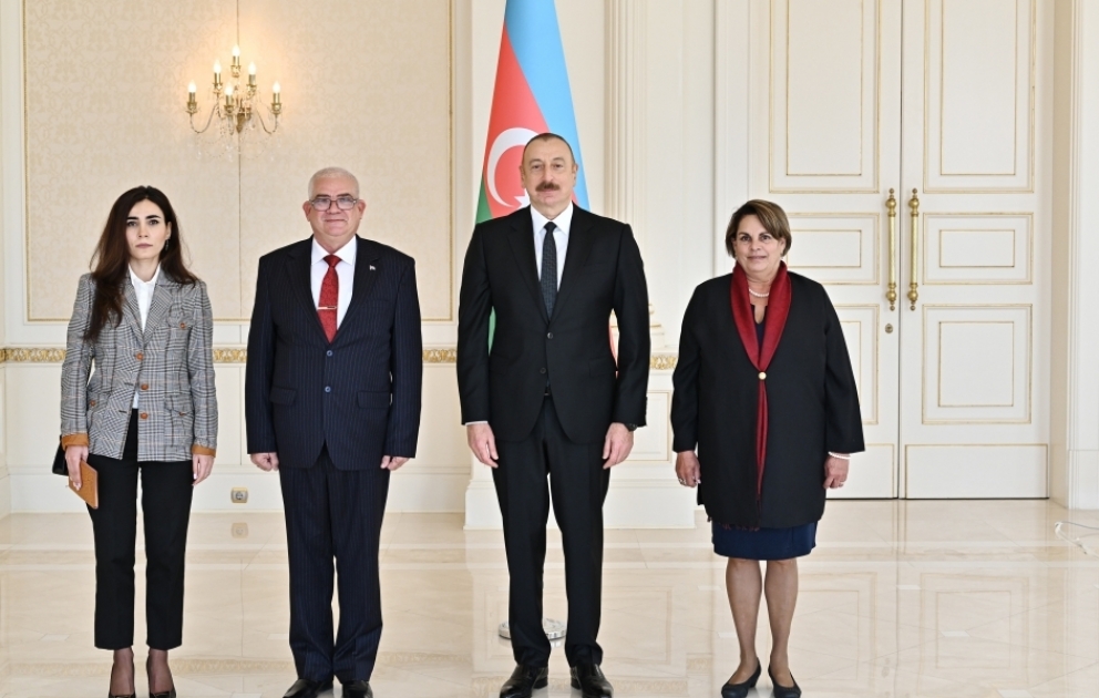 Президент Ильхам Алиев принял верительные грамоты новоназначенного посла Кубы в нашей стране ОБНОВЛЕНО ВИДЕО