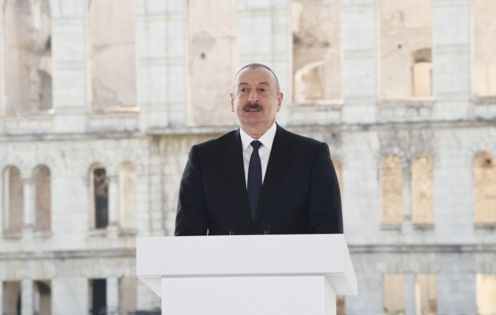 Prezident İlham Əliyev: Biz hamımız - həm Azərbaycanda yaşayan Azərbaycan vətəndaşları, dünya azərbaycanlıları bir nöqtəyə vururduq VİDEO