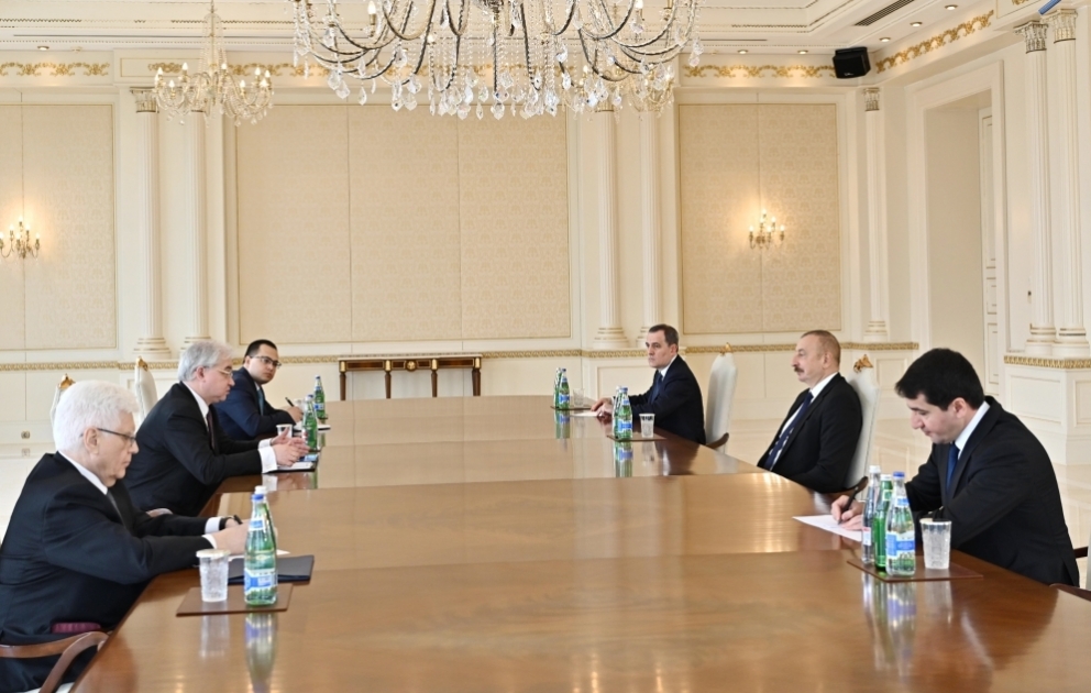 Le président azerbaïdjanais reçoit le représentant spécial russe chargé de la normalisation des relations azerbaïdjano-arméniennes VIDEO