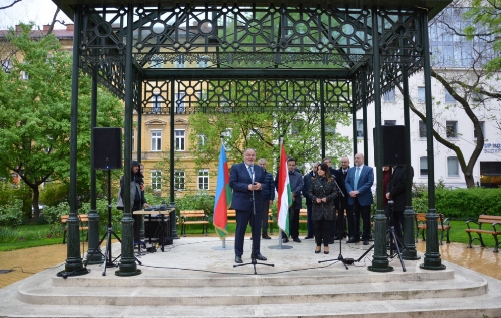 Budapeştdə Azərbaycan və Macarıstan arasında diplomatik əlaqələrin qurulmasının 30 illiyinə həsr edilmiş fotosərgi təşkil olunub VİDEO