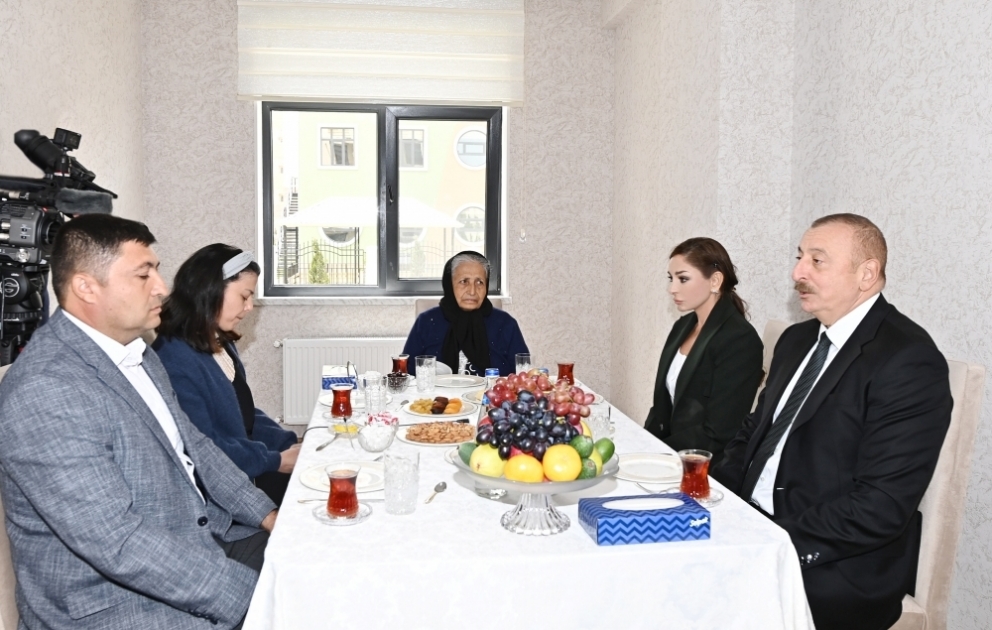 Prezident İlham Əliyev: Mən bütün dövlət qurumlarına tapşırmışam ki, şəhid ailələrinin həyatında heç bir problem olmasın VİDEO