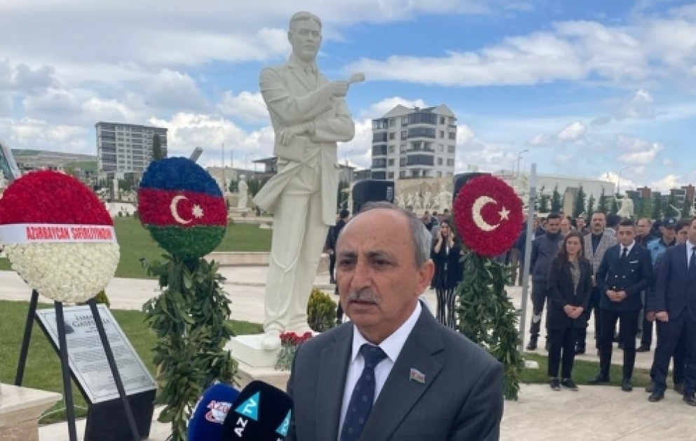 Deputat: Əhməd Cavad türk dünyasının böyük ədiblərindəndir VİDEO
