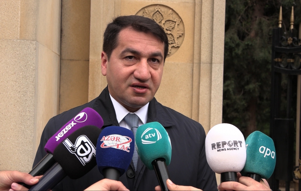Hikmət Hacıyev: Ulu Öndərin irsi Azərbaycan xalqının qəlbində yaşayır və daim yaşayacaq VİDEO