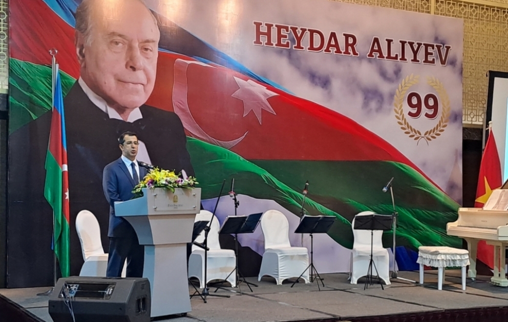 Ulu Öndər Heydər Əliyevin əziz xatirəsi Vyetnamda anılıb VİDEO