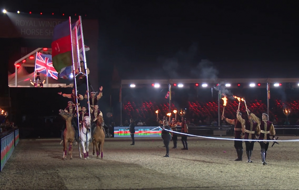 Vindzor Kral Atçılıq Şousunun birinci günündə Azərbaycan təmsilçilərinin çıxışı möhtəşəm olub VİDEO