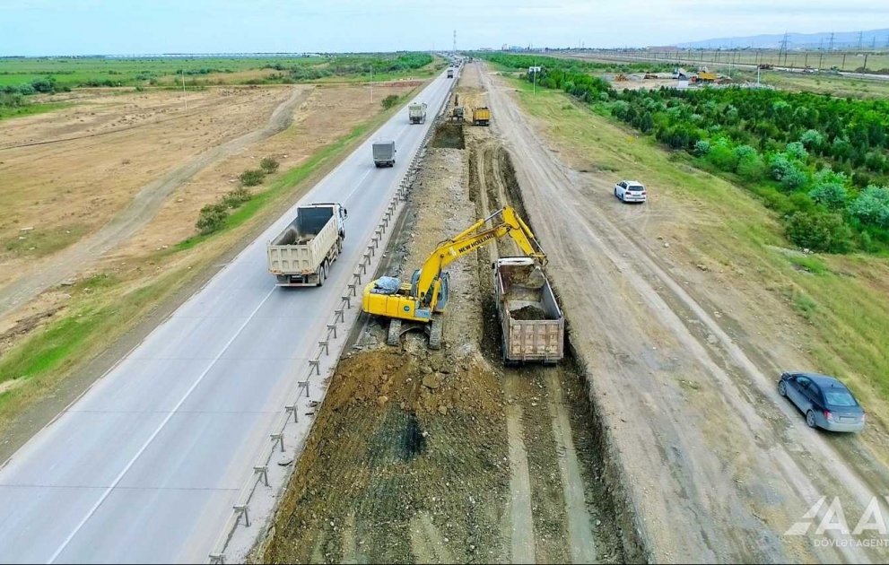 M1 magistral yolunda tikinti-bərpa işləri sürətlə aparılır VİDEO